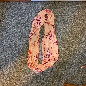 Scarf bundles: options available